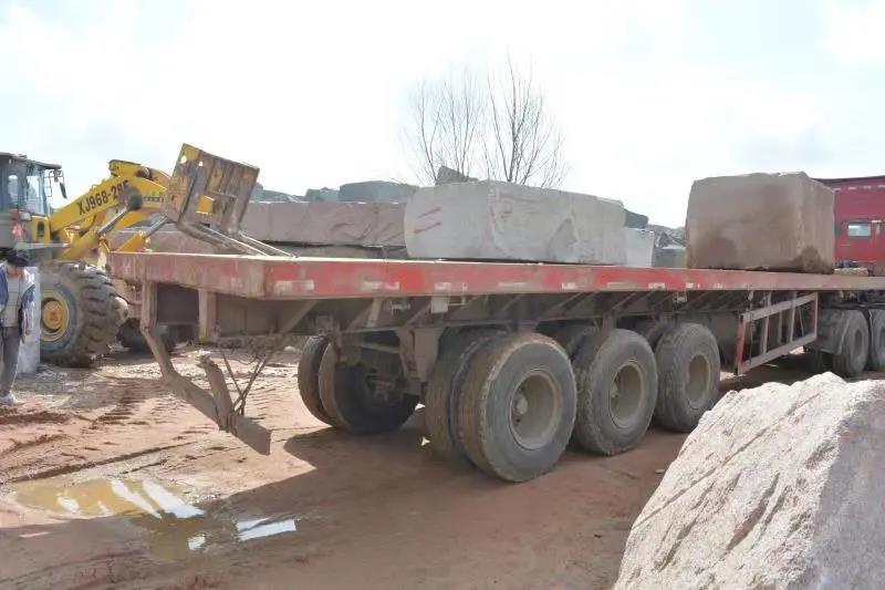 山东荣成虎山镇强力推进石材行业堆积占压问题整治行动