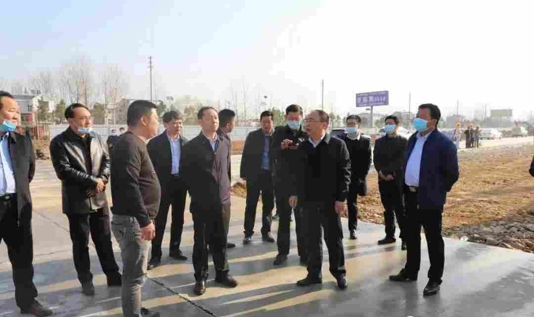 麻城市领导一行调研石材产业园发展情况并参加座谈会 麻城市领导一行调研石材产业园发展情况并参加座谈会