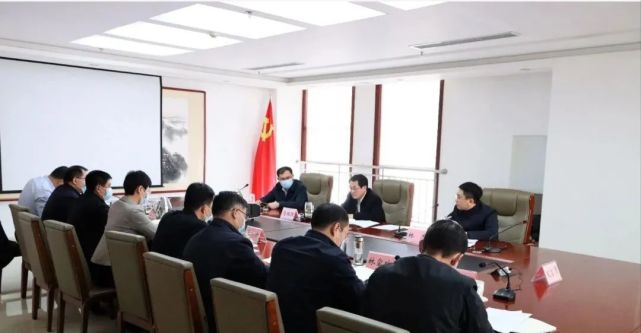 五莲县召开石材产业工作领导小组会议，进一步强调坚持综合治理和产业发展两手抓