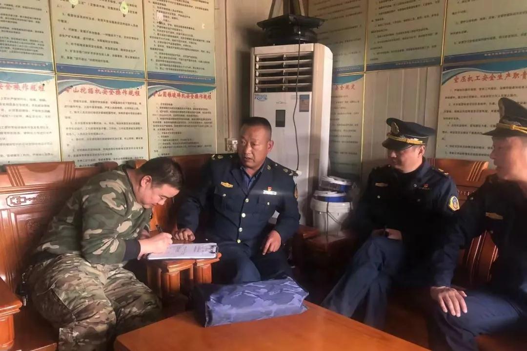 麻城成立专班整治石材产业货运车辆,6家企业被下达责令整改通知书 麻城成立专班整治石材产业货运车辆,6家企业被下达责令整改通知书