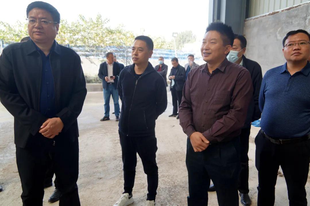 湖北麻城考察团到山东白石镇考察绿色石材园区创建工作