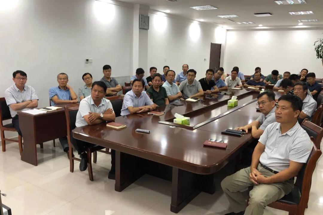 五莲县街头镇整治石材道路扬尘问题