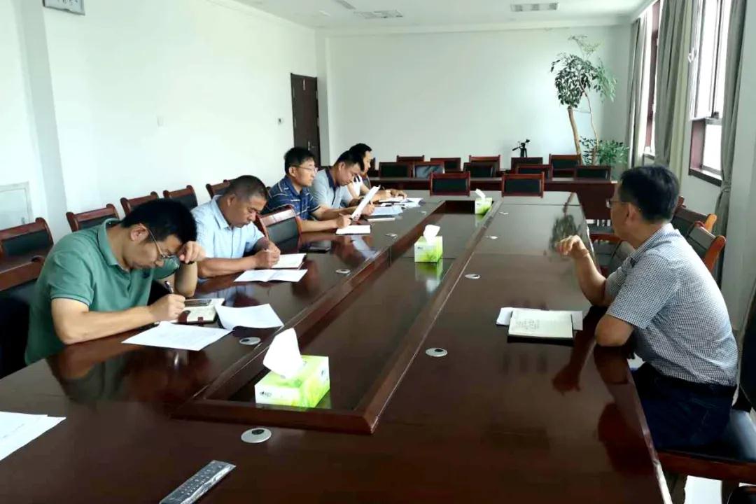 五莲县街头镇整治石材道路扬尘问题