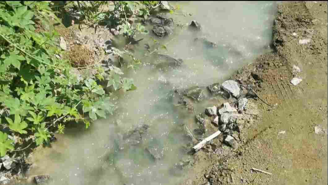 济南市章丘区东岭山采石场扬尘污染，噪音扰民