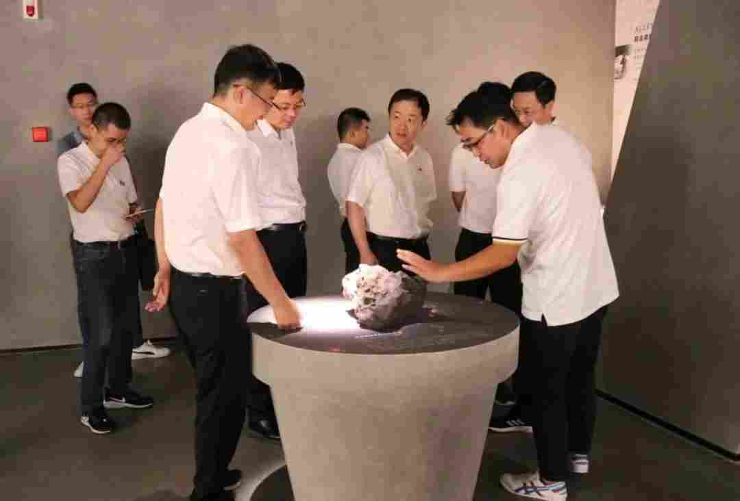 省委组织部到水头镇调研非公企业党建工作，党建引领石材产业转型升级