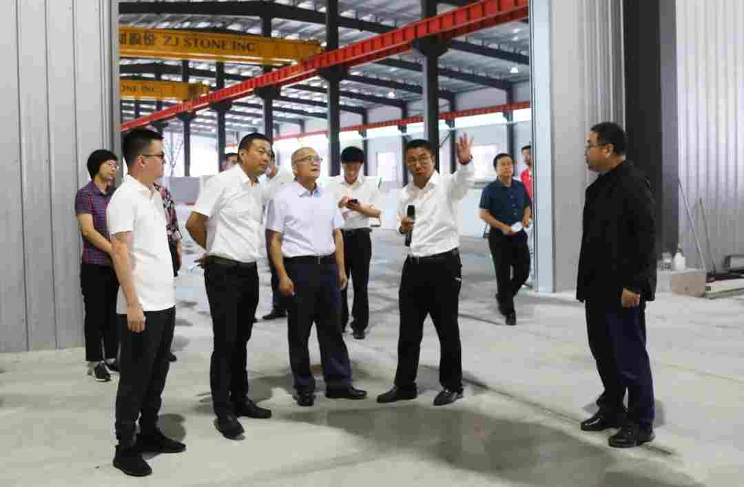 吉林省委常委、宣传部长石玉钢莅临中国北部(蛟河)石材循环经济产业园考察指导