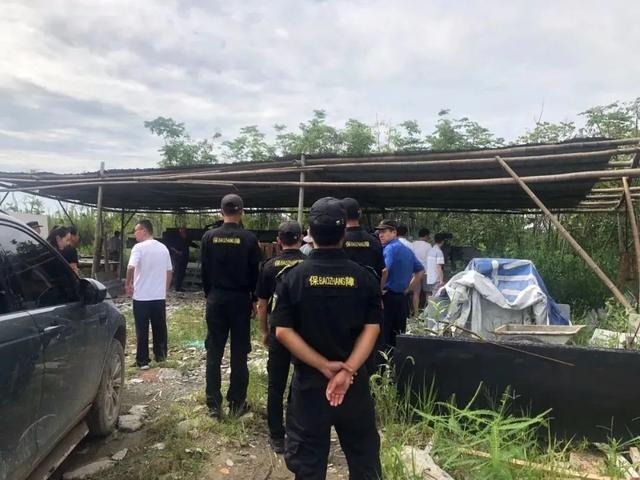 浙江嘉兴褚石村开展农村环境整治工作，对村内石材加工厂进行全面整治