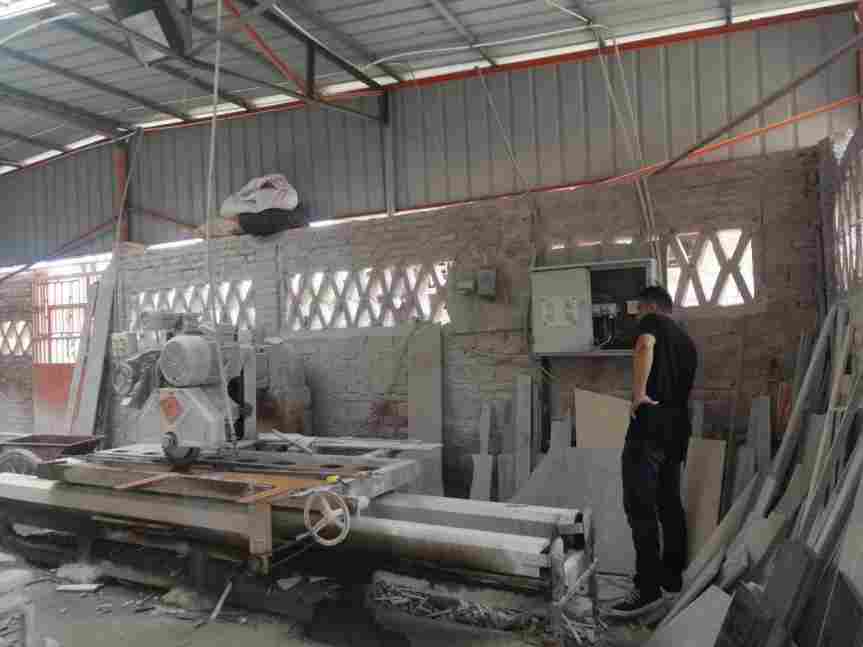 泉州市峰尾镇开展石材加工行业专项整治