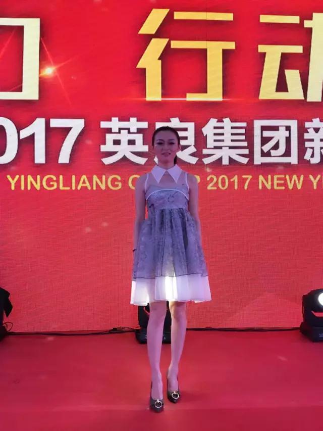 水头大板姑娘：郑晓婷、张红霞