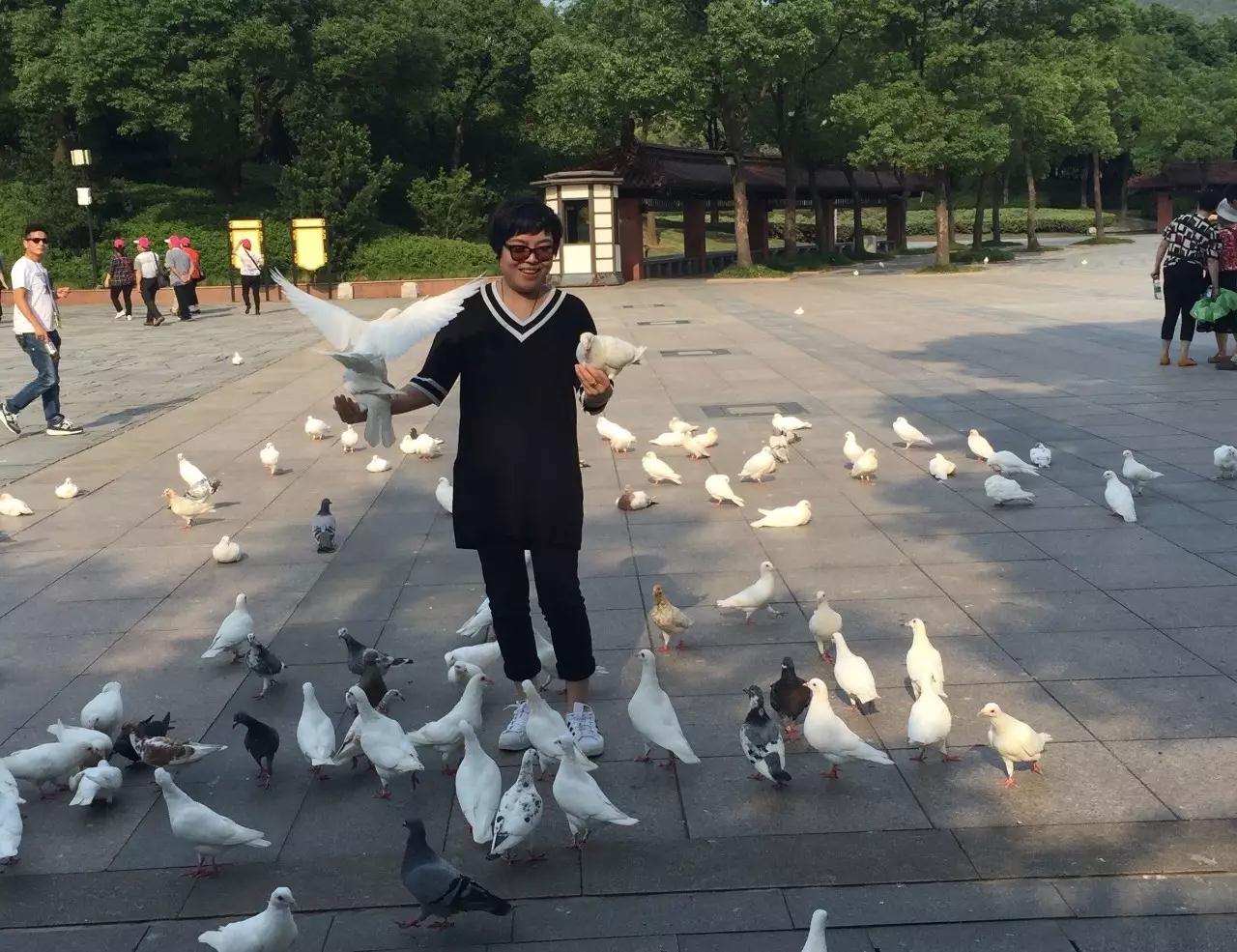 梁叶：做石材也要有优雅人生